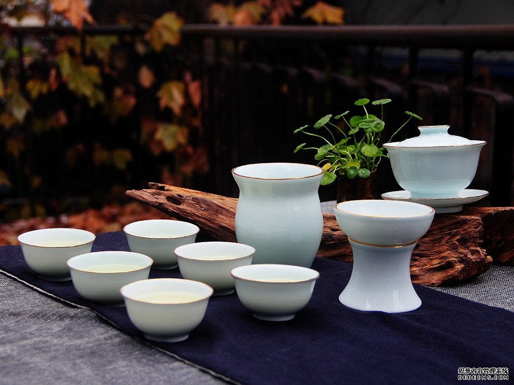 9头全手工青釉金镶玉功夫茶具