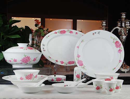 56头手绘水点桃花中餐具
