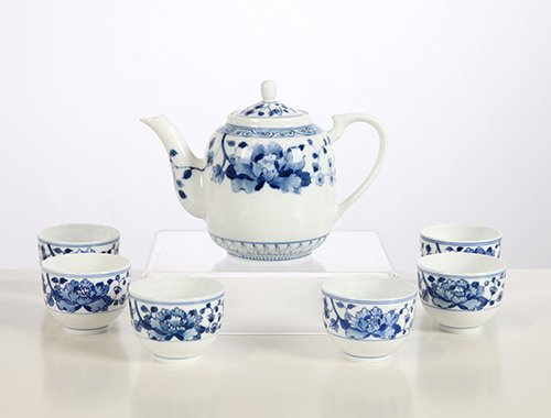 7头手绘青花茶具--花满园